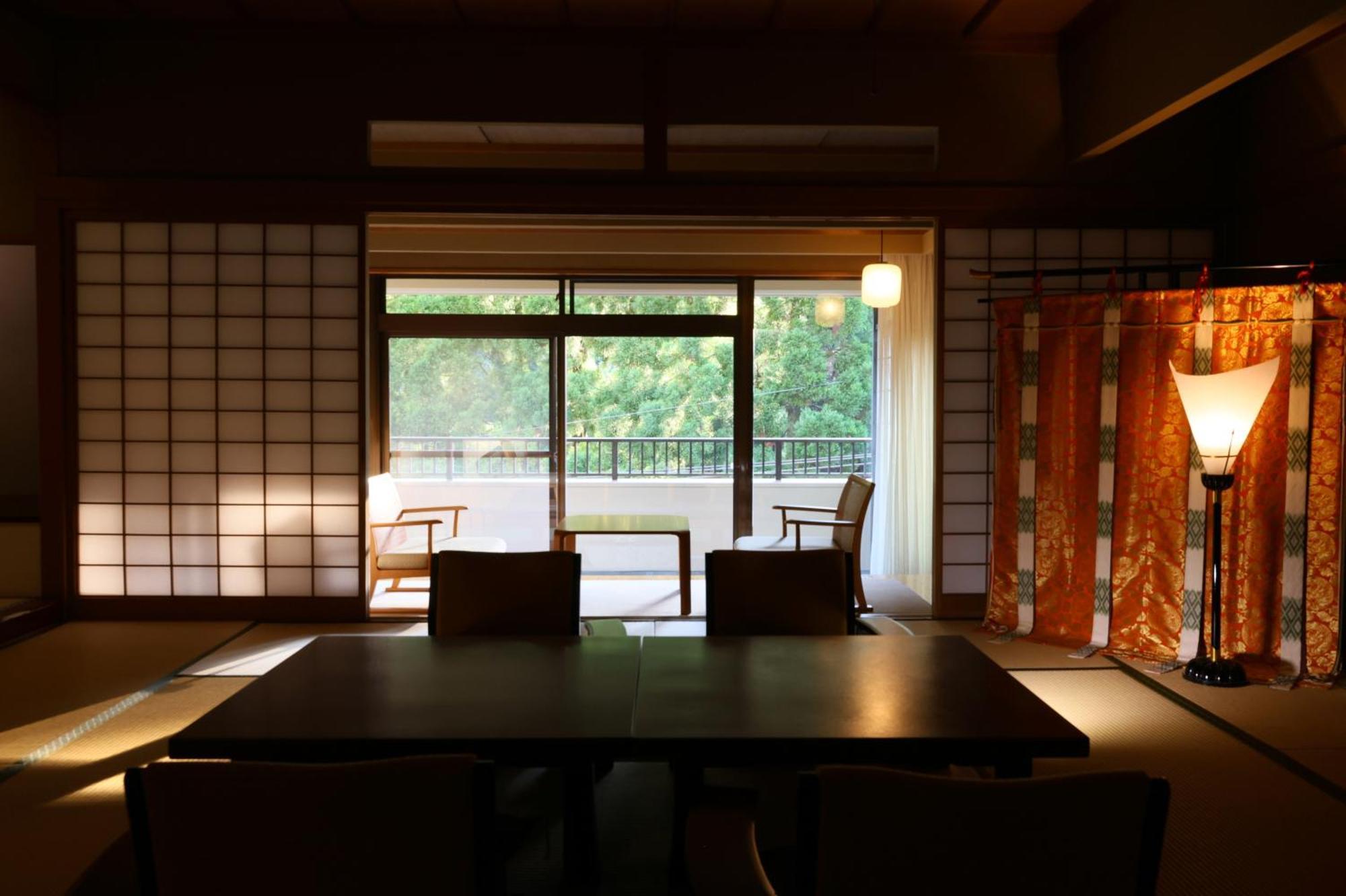 ホテル 山翠楼 湯河原町 エクステリア 写真