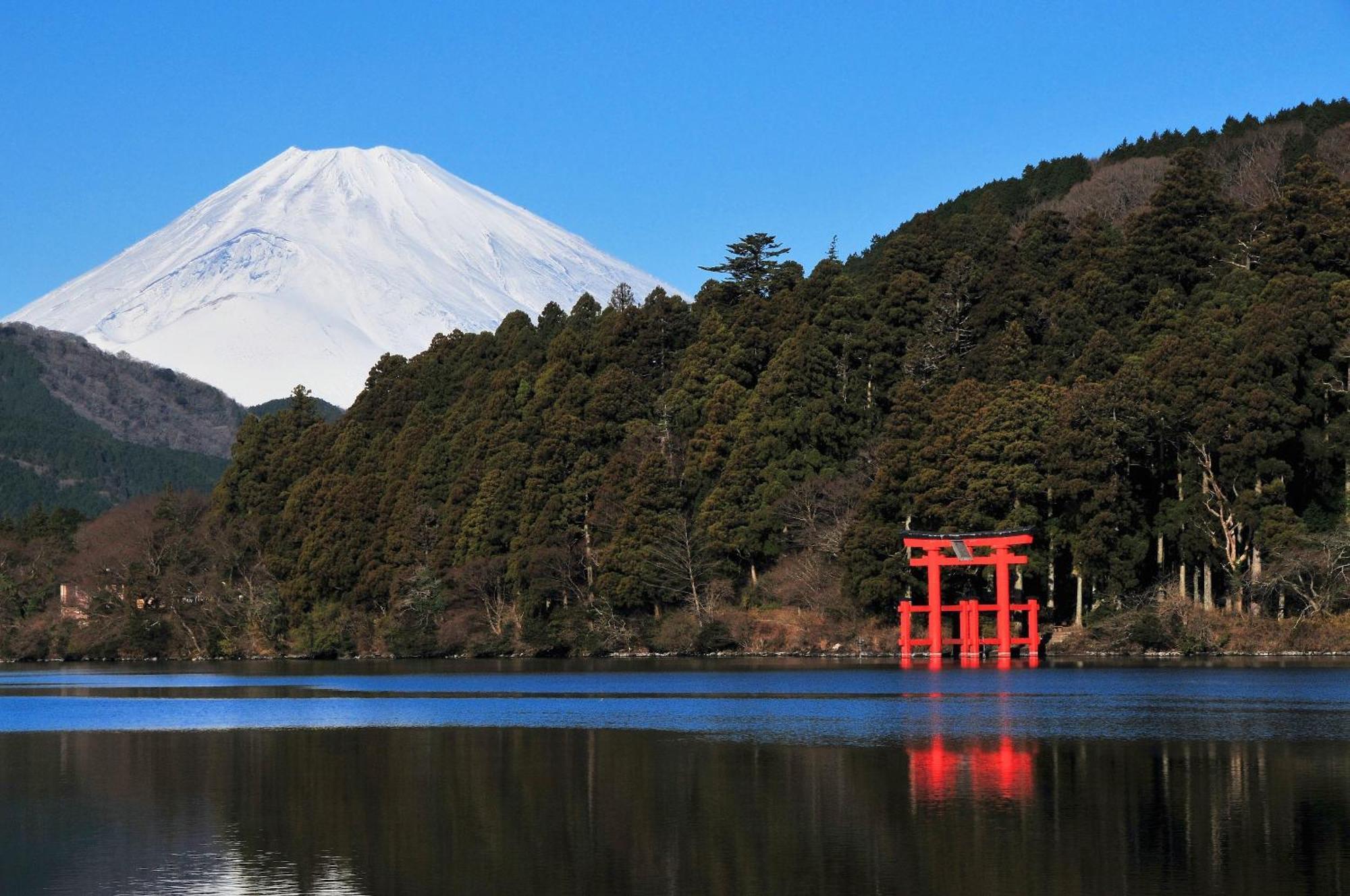 ホテル 山翠楼 湯河原町 エクステリア 写真