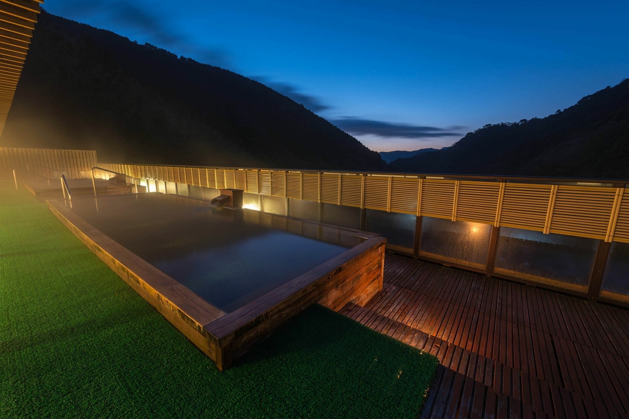 ホテル 山翠楼 湯河原町 エクステリア 写真